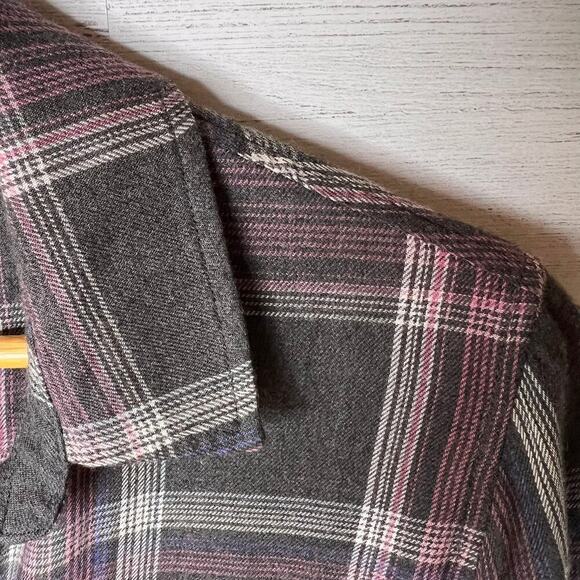Anthropologie Cloth & Stone Top Womens Size Medium Gray & Pink Plaid Flannel - Picture 11 of 16